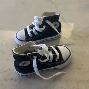 Baby Converse All Star sneakers shoes size 6